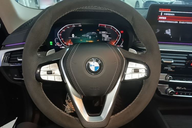 Used BMW 5 Series 2021 530Li Leading Luxury Package Steering Wheel