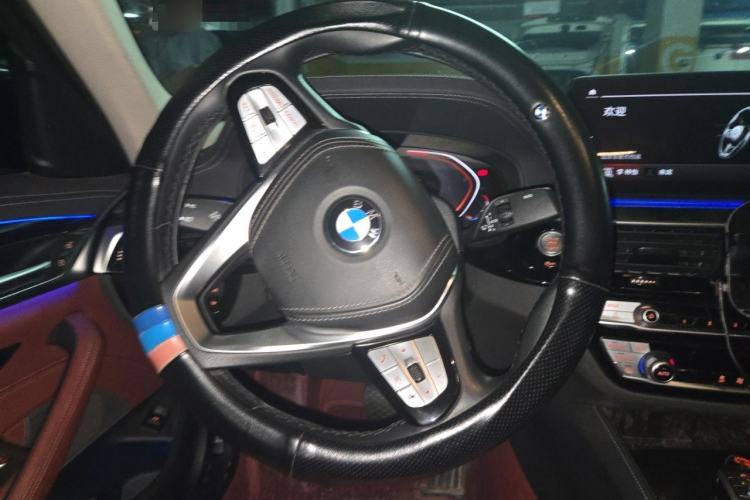 Used BMW 5 Series 2021 525Li Luxury Package Steering Wheel