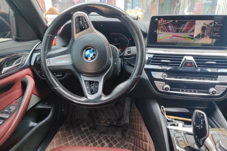 Used BMW 5 Series 2021 525Li M Sport Package Steering Wheel