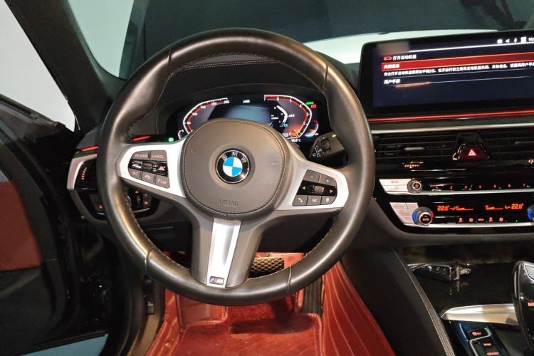 Used BMW 5 Series 2021 525Li M Sport Package Steering Wheel