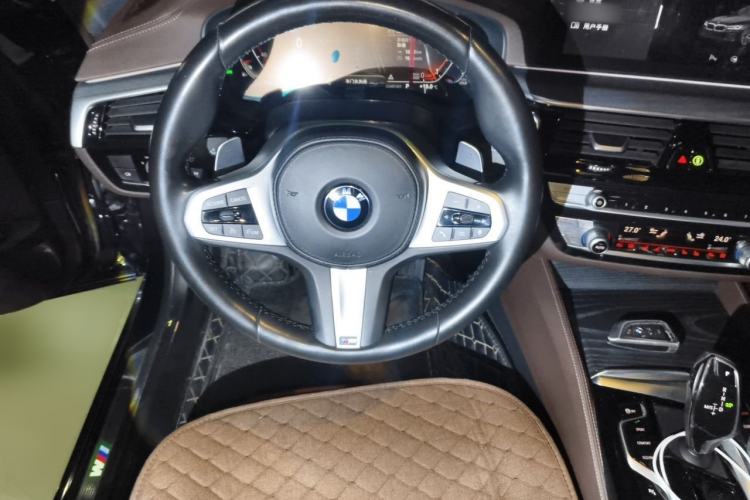 Used BMW 5 Series 2021 Restyled 530Li Luxury Edition M Sport Package Steering Wheel