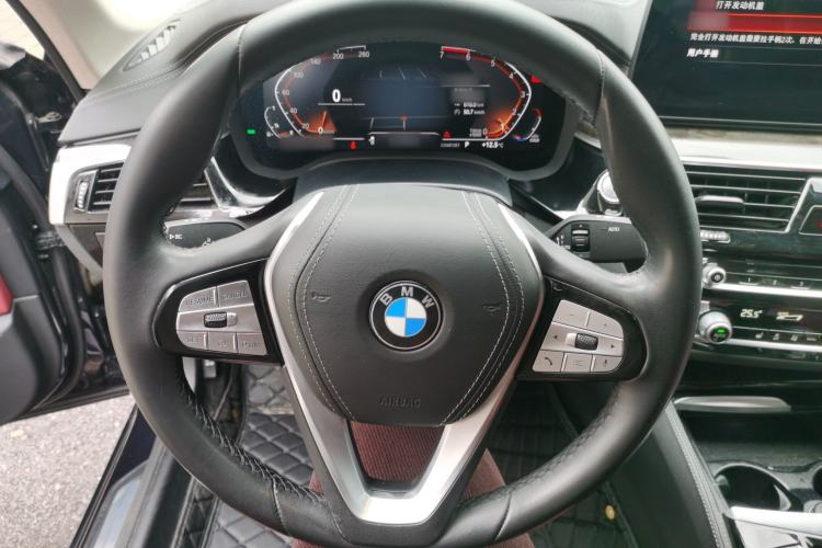 Used BMW 5 Series 2021 525Li Luxury Package Steering Wheel