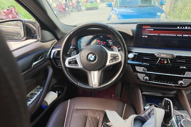 Used BMW 5 Series 2021 Facelifted 530Li Leading Edition M Sport Package Steering Wheel
