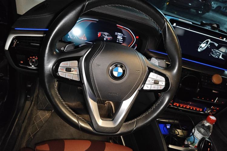 Used BMW 5 Series 2021 530Li Executive Luxury Package Steering Wheel