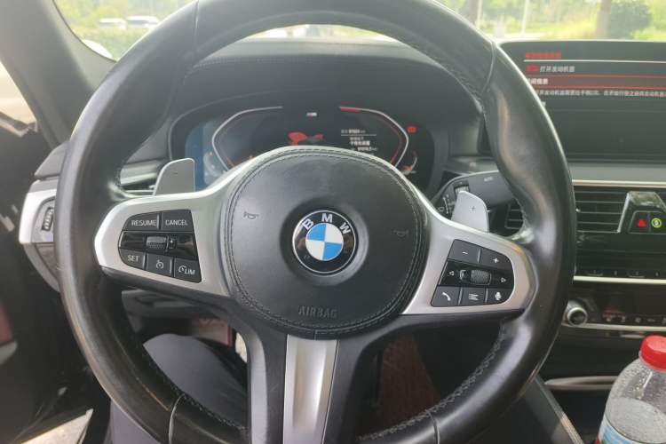 Used BMW 5 Series 2021 530Li Leading Model M Sport Package Steering Wheel