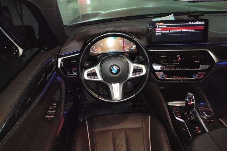 Used BMW 5 Series 2021 525Li M Sport Package Steering Wheel