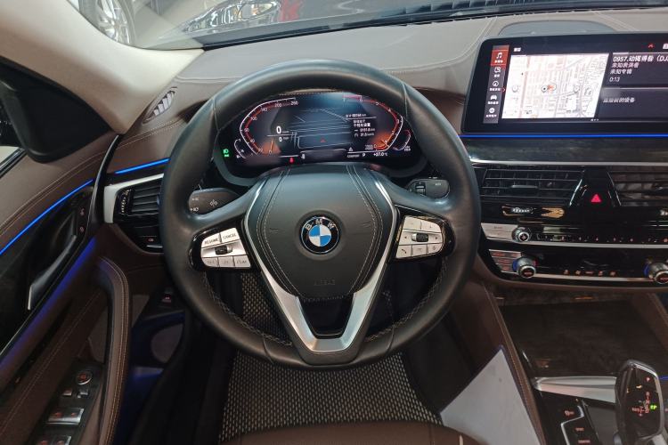 Used BMW 5 Series 2021 525Li Luxury Package Steering Wheel