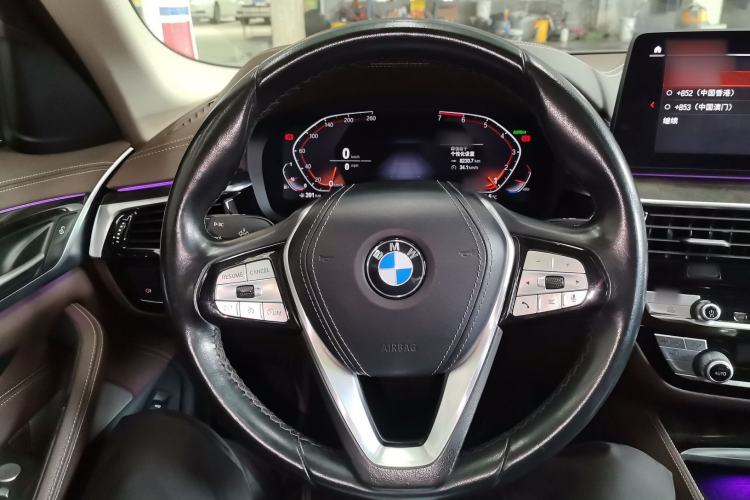 Used BMW 5 Series 2021 525Li Luxury Package Steering Wheel