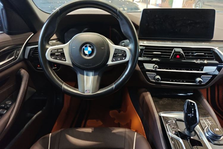 Used BMW 5 Series 2021 525Li M Sport Package Steering Wheel
