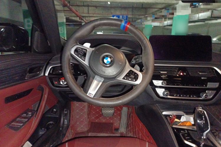 Used BMW 5 Series 2021 530Li Leading Model M Sport Package Steering Wheel