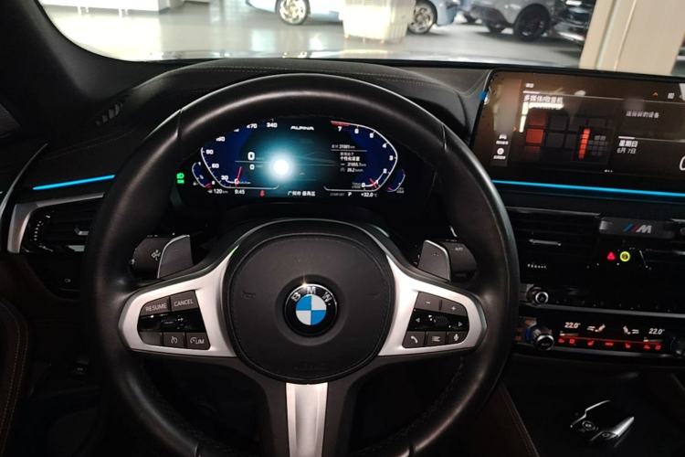 Used BMW 5 Series 2021 540i Sport Line M Sport Package Steering Wheel