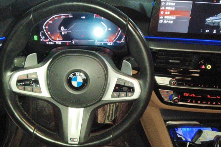 Used BMW 5 Series 2021 530i M Sport Package Steering Wheel