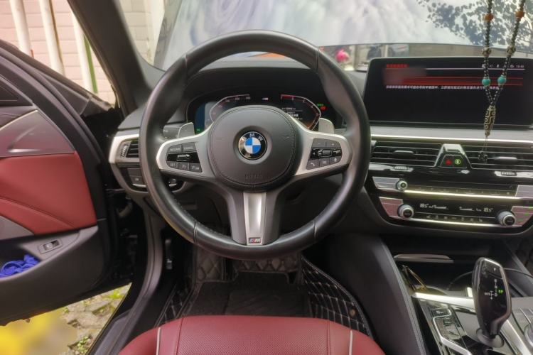 Used BMW 5 Series 2021 530Li Leading Model M Sport Package Steering Wheel