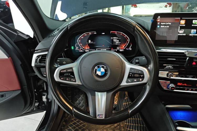 Used BMW 5 Series 2021 525Li M Sport Package Steering Wheel