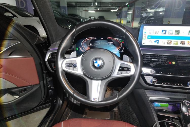 Used BMW 5 Series 2021 530Li xDrive M Sport Package Steering Wheel