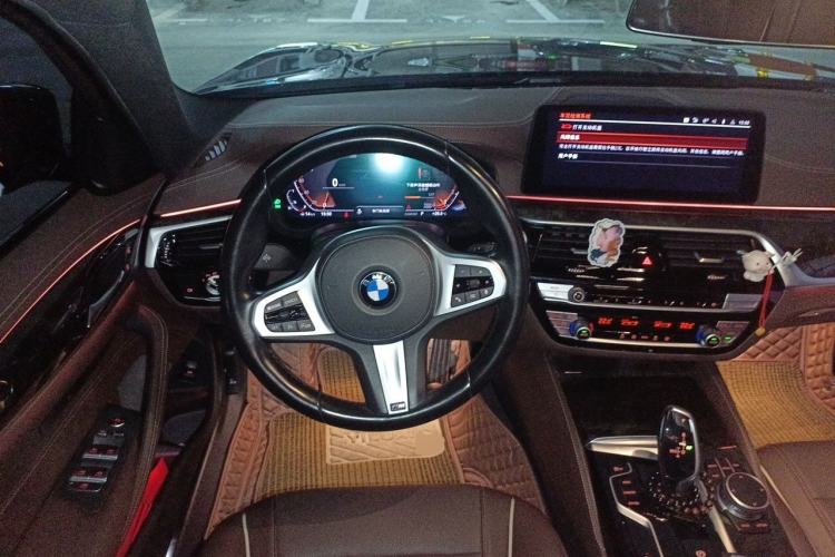 Used BMW 5 Series 2021 525Li M Sport Package Steering Wheel
