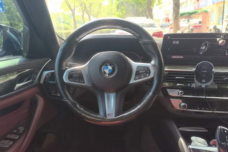 Used BMW 5 Series 2021 525Li M Sport Package Steering Wheel