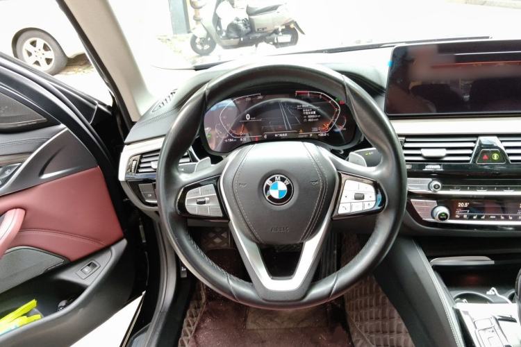 Used BMW 5 Series 2021 530Li Luxury Edition Premium Package Steering Wheel