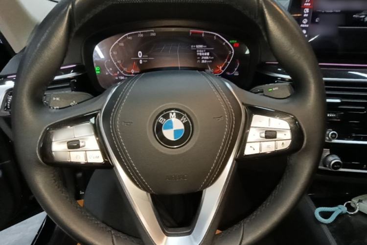 Used BMW 5 Series 2021 525Li Luxury Package Steering Wheel