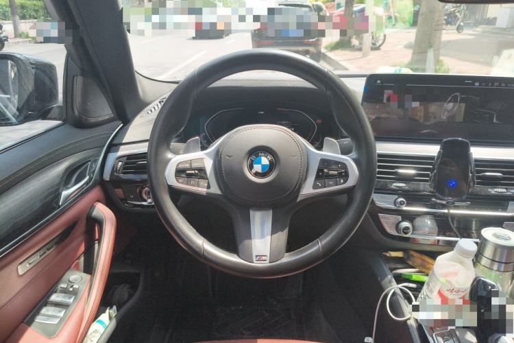 Used BMW 5 Series 2021 530Li Luxury Edition M Sport Package Steering Wheel