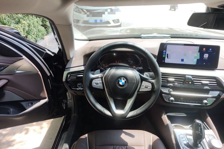 Used BMW 5 Series 2021 530Li Leading Luxury Package Steering Wheel