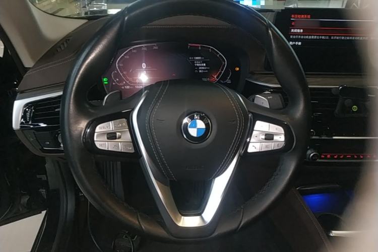 Used BMW 5 Series 2021 530Li Luxury Edition Premium Package Steering Wheel