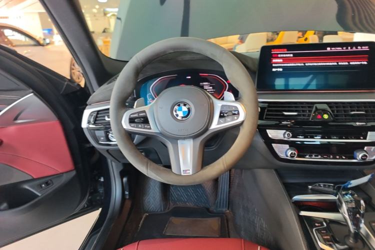 Used BMW 5 Series 2021 530Li xDrive M Sport Package Steering Wheel