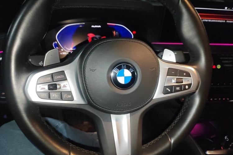 Used BMW 5 Series 2021 Facelifted 530Li Leading Edition M Sport Package Steering Wheel