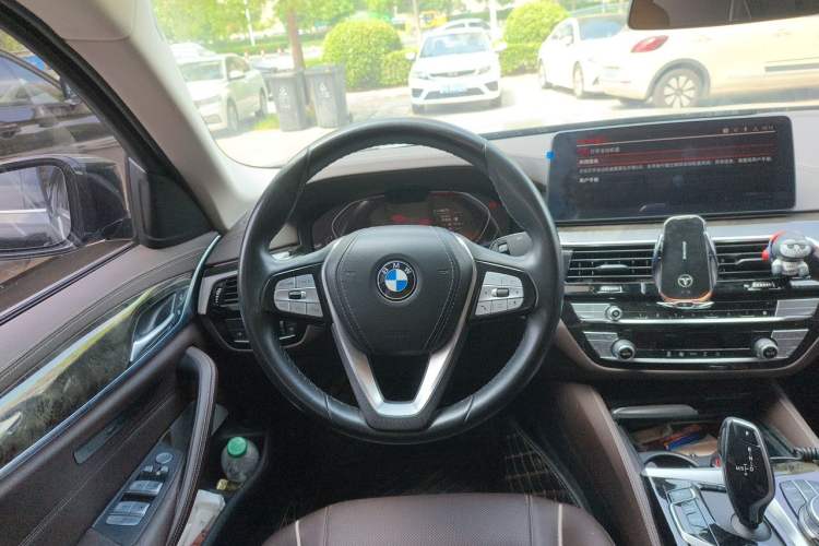 Used BMW 5 Series 2021 Updated Version 525Li Luxury Package Steering Wheel