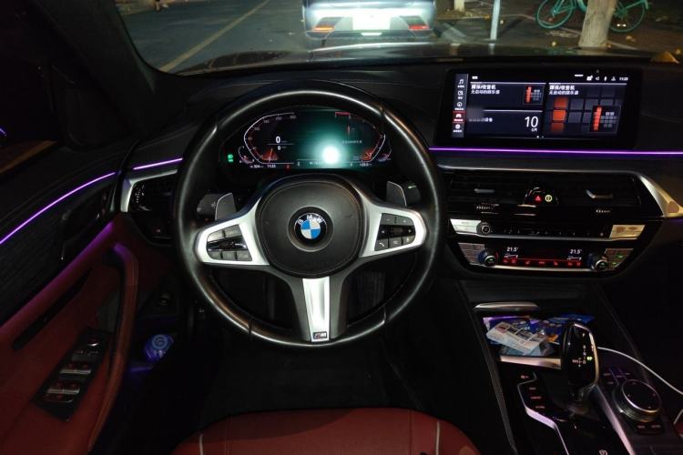 Used BMW 5 Series 2021 530Li Leading Model M Sport Package Steering Wheel