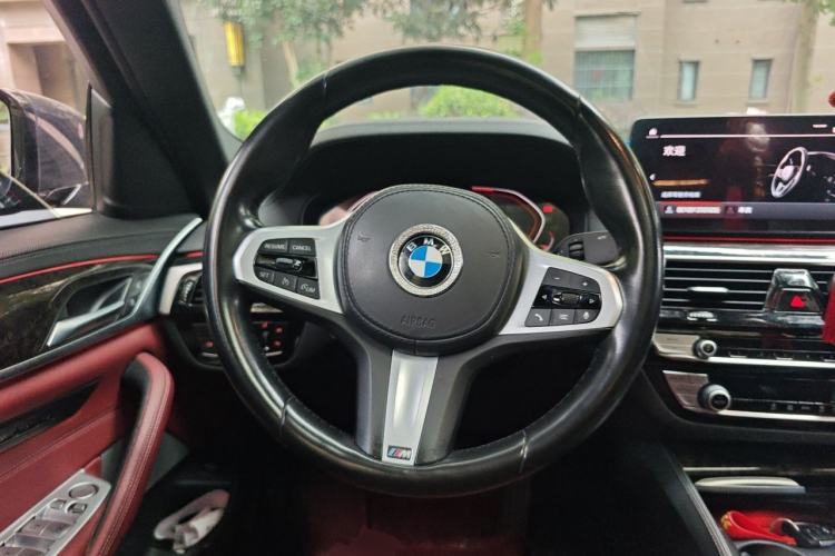 Used BMW 5 Series 2021 525Li M Sport Package Steering Wheel