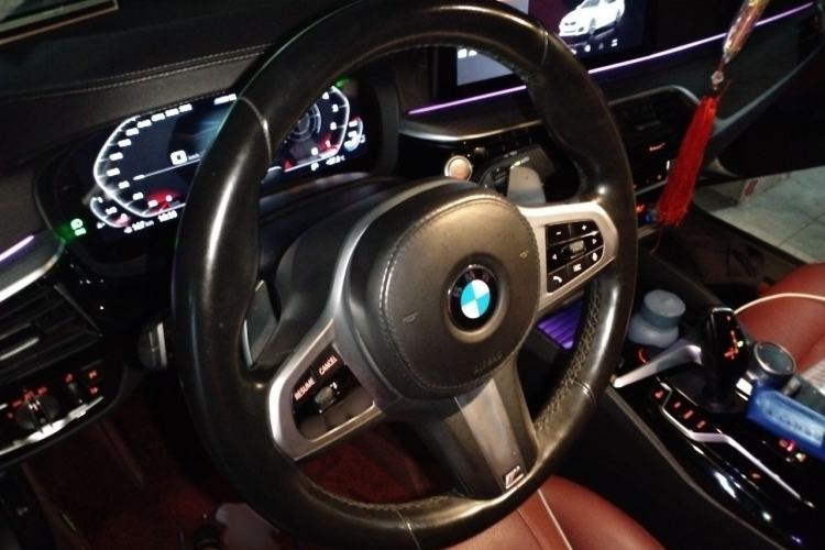 Used BMW 5 Series 2021 Facelifted 530Li Leading Edition M Sport Package Steering Wheel