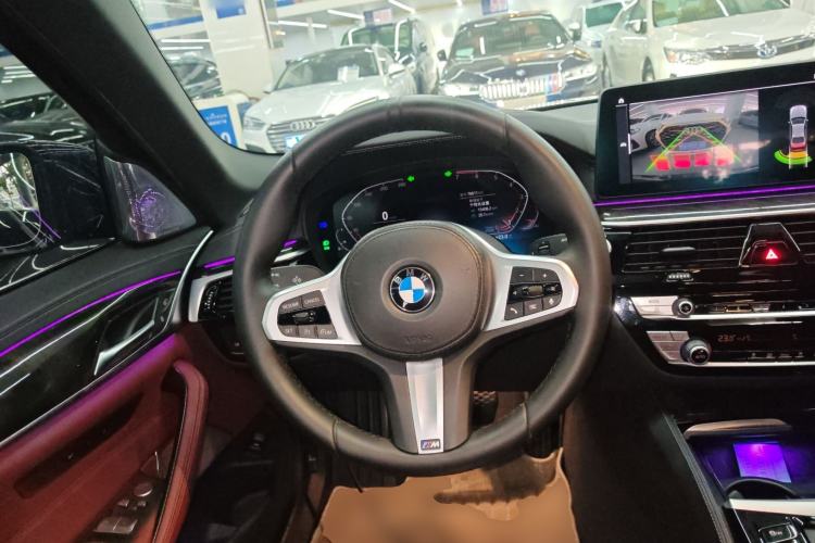 Used BMW 5 Series 2021 525Li M Sport Package Steering Wheel