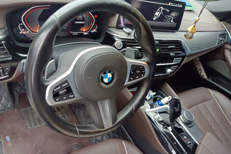 Used BMW 5 Series 2021 530Li Leading Model M Sport Package Steering Wheel
