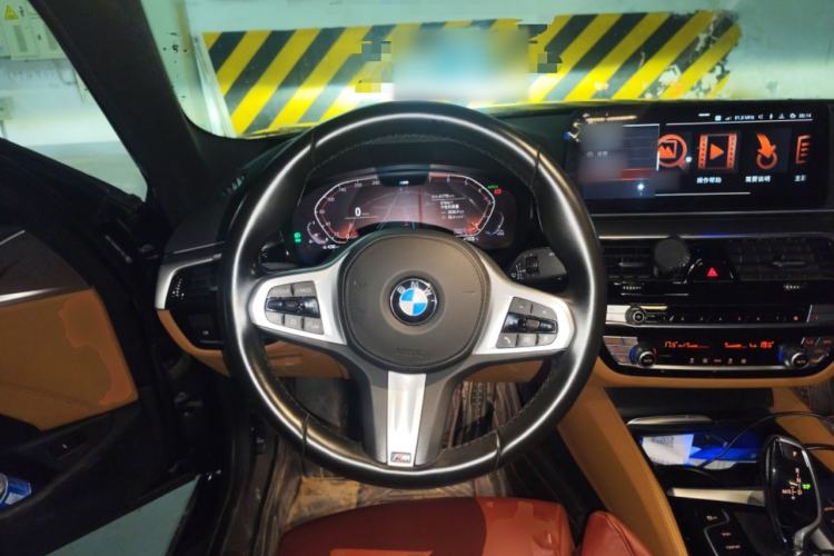 Used BMW 5 Series 2021 525i M Sport Package Steering Wheel
