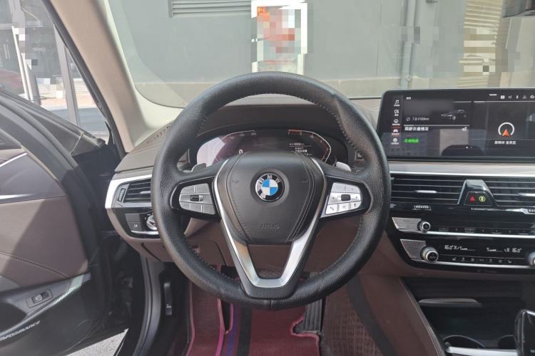 Used BMW 5 Series 2021 530Li Leading Luxury Package Steering Wheel