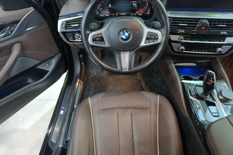 Used BMW 5 Series 2021 525Li M Sport Package Steering Wheel
