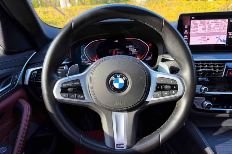 Used BMW 5 Series 2021 530Li Leading Model M Sport Package Steering Wheel