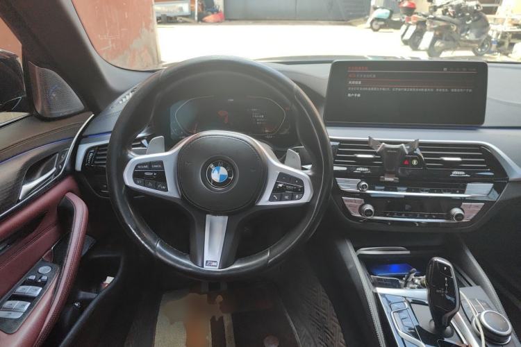 Used BMW 5 Series 2021 530Li Leading Luxury Package Steering Wheel