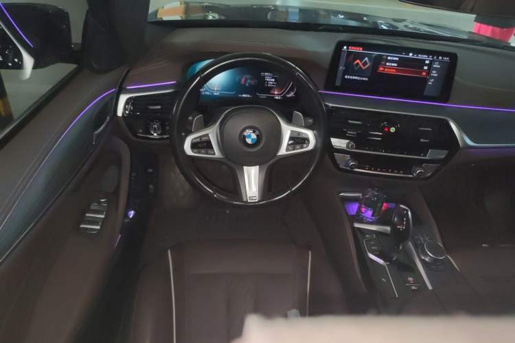 Used BMW 5 Series 2021 530Li Leading Model M Sport Package Steering Wheel