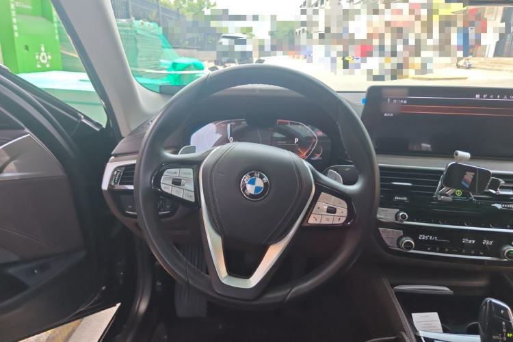 Used BMW 5 Series 2021 530Li Leading Luxury Package Steering Wheel
