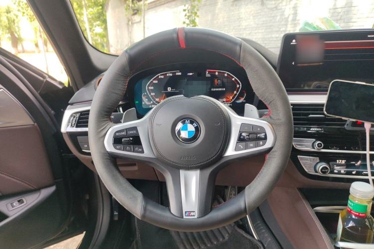 Used BMW 5 Series 2021 Restyled 540i Sport Line with M Sports Package Steering Wheel
