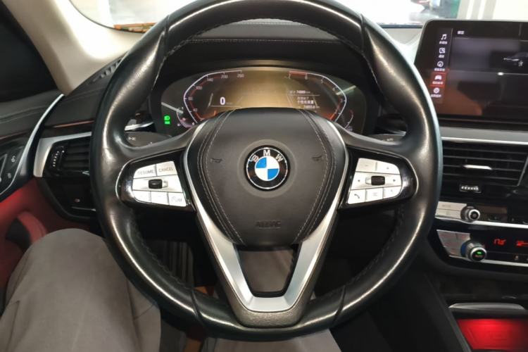 Used BMW 5 Series 2021 525Li Luxury Package Steering Wheel