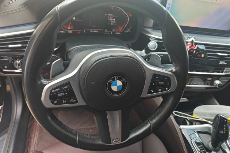 Used BMW 5 Series 2021 530Li Luxury Edition M Sport Package Steering Wheel