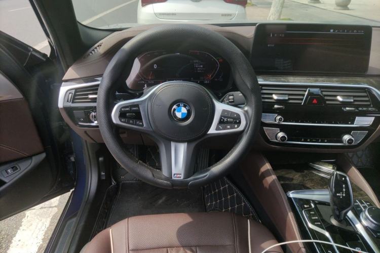 Used BMW 5 Series 2021 525Li M Sport Package Steering Wheel