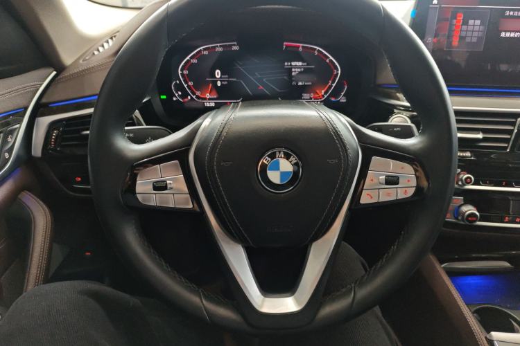 Used BMW 5 Series 2021 525Li Luxury Package Steering Wheel