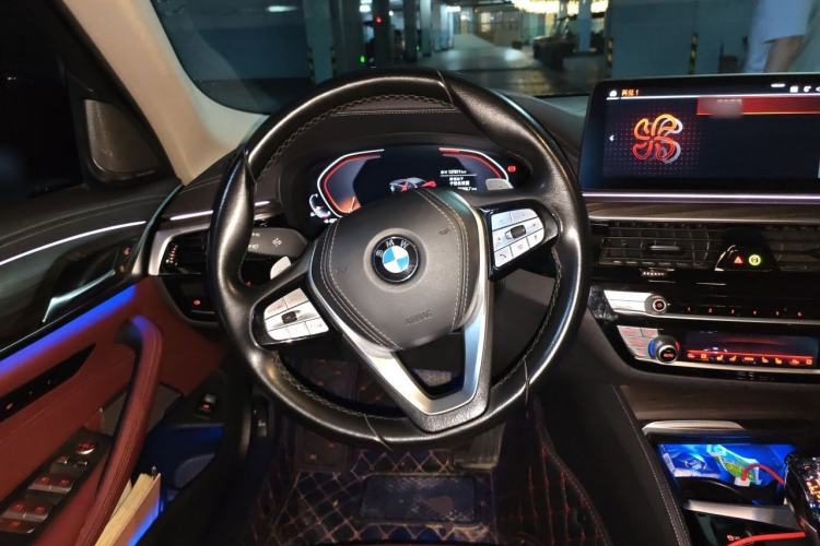 Used BMW 5 Series 2021 530Li Luxury Edition Premium Package Steering Wheel