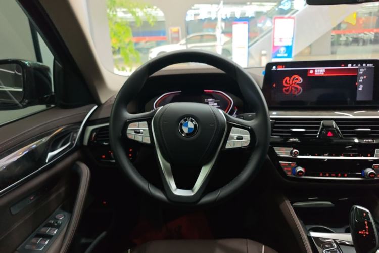 Used BMW 5 Series 2021 525Li Luxury Package Steering Wheel