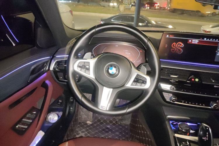 Used BMW 5 Series 2021 Facelifted 530Li Leading Edition M Sport Package Steering Wheel