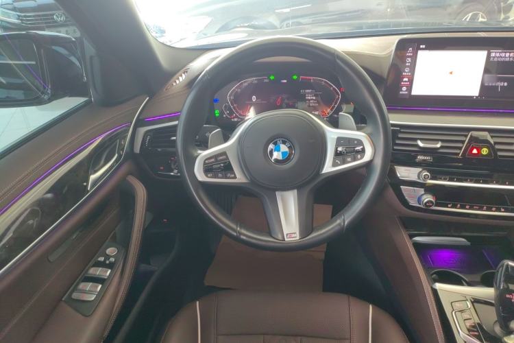 Used BMW 5 Series 2021 530Li Leading Model M Sport Package Steering Wheel
